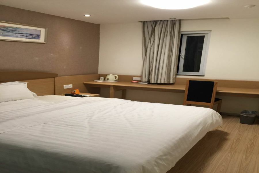 7Days Inn Chengdu Wuda Garden Exterior photo
